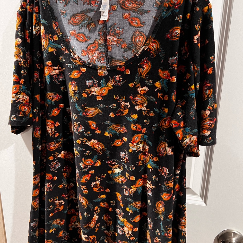 Lula Roe Black Floral Paisley Women's Dress - Casual Scoop Neck